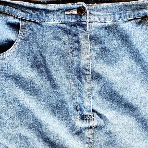 Denim&Co Denim Skirt (Sz 16, 37" L) Button Front Slit ~ Embr. Dot Swirl Design - Picture 11 of 14